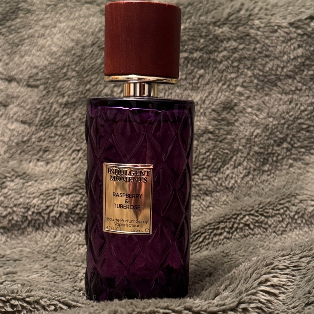 Indulgent Moments Raspberry & Tuberose Eau de Parfum Spray 4.2 fl oz.